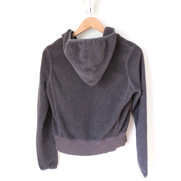 American Eagle Wool Sweater - Picture 4 of 9